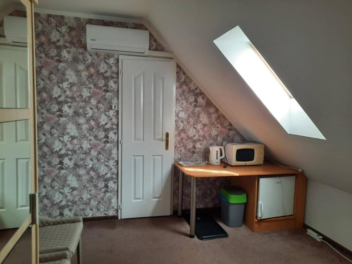 Kek Laguna Wellness Apartmanok Egerszalók Buitenkant foto