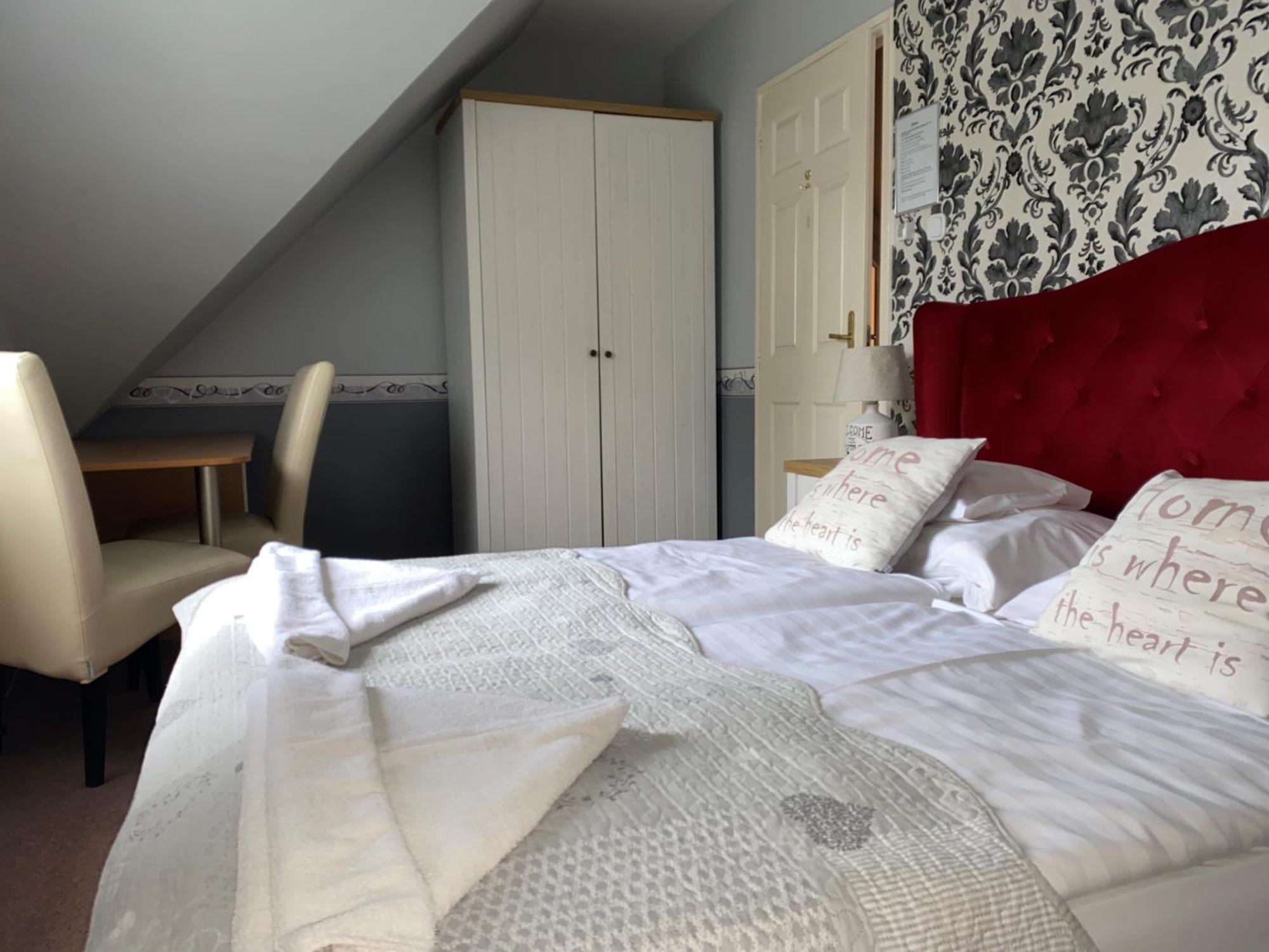Kek Laguna Wellness Apartmanok Egerszalók Buitenkant foto